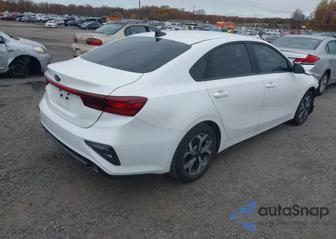 2021 Kia Forte Lxs из США, поврежденный, VIN 3KPF24AD6ME408853